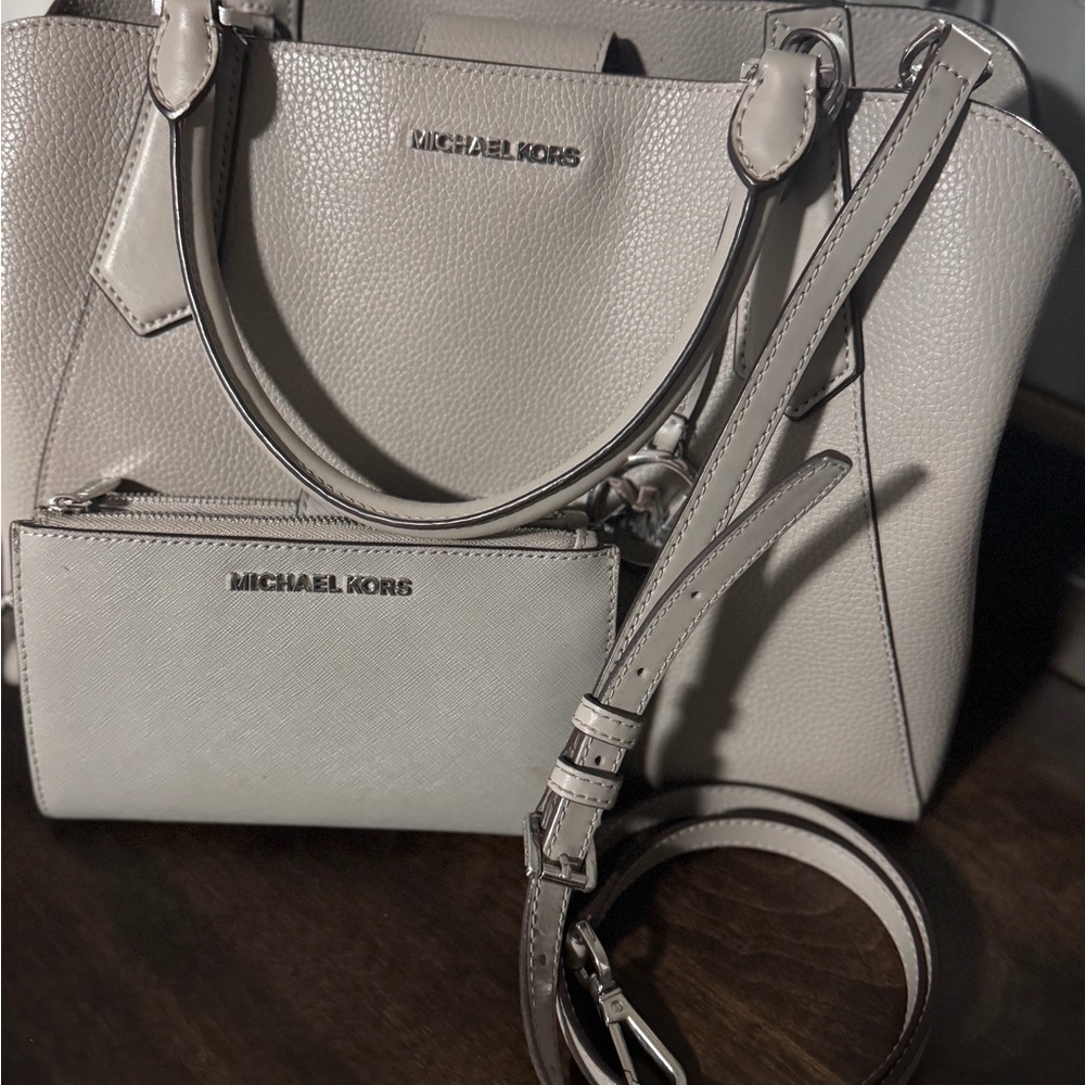 Michael Kors Taupe Satchel and Wallet Set - Picture 2 of 3